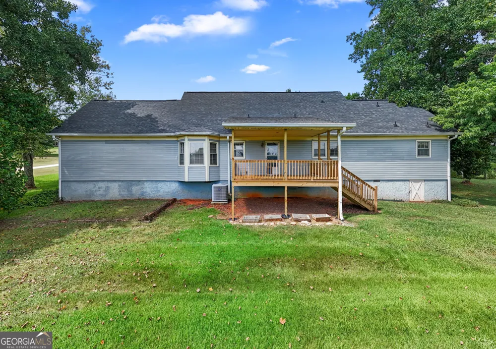 489 Adams RD Cedartown, GA 30125