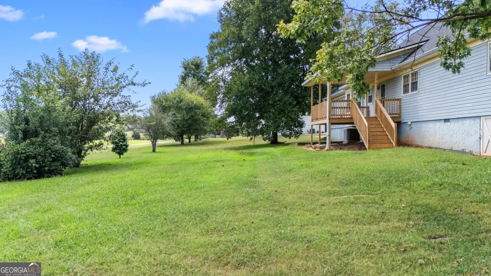 489 Adams RD Cedartown, GA 30125