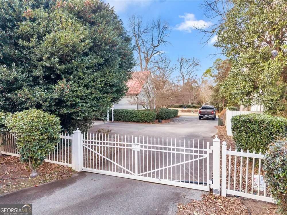 314 W Church ST Fort Valley, GA 31030