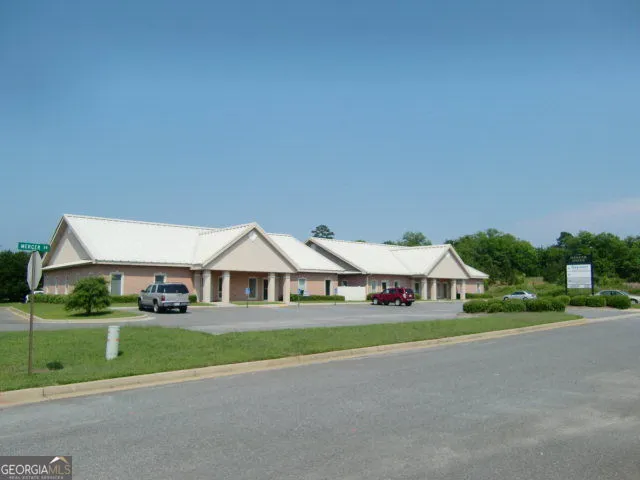 102 Corporate SQ Dublin, GA 31021