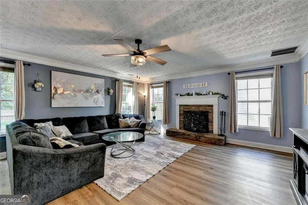 290 Lake Valley DR SW Loganville, GA 30052