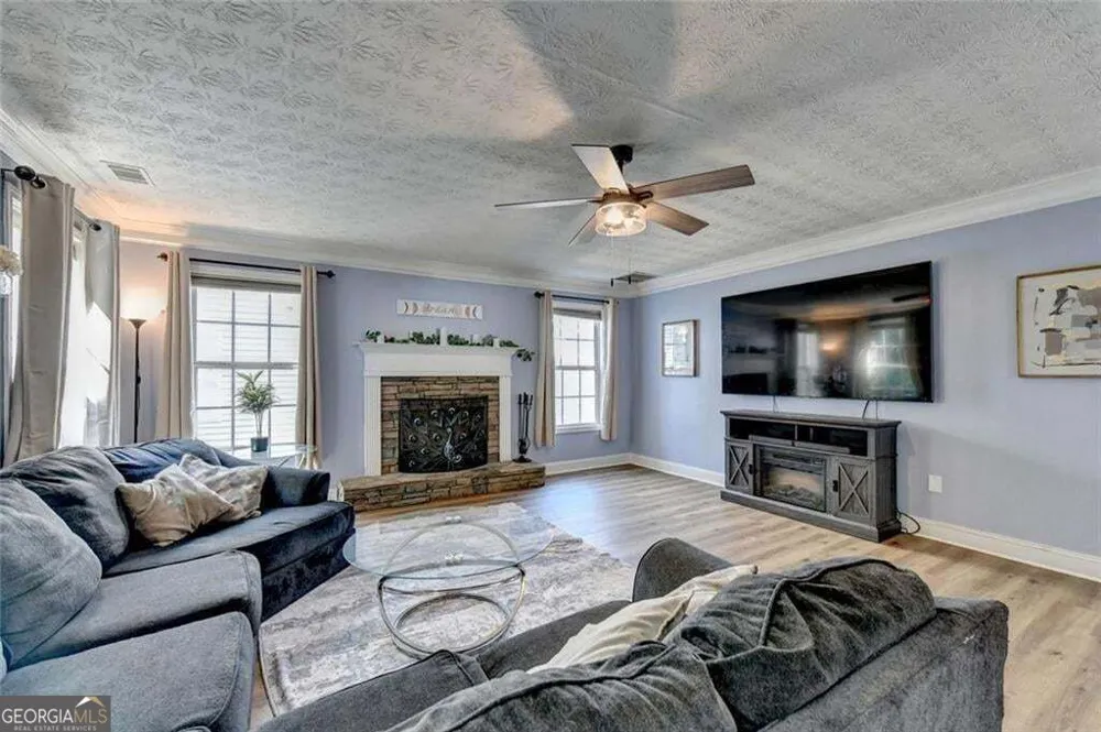 290 Lake Valley DR SW Loganville, GA 30052