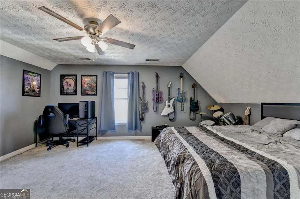 290 Lake Valley DR SW Loganville, GA 30052