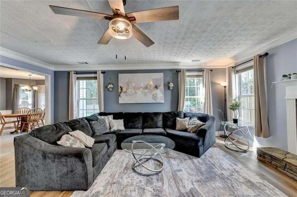 290 Lake Valley DR SW Loganville, GA 30052