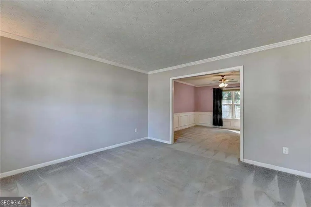 290 Lake Valley DR SW Loganville, GA 30052