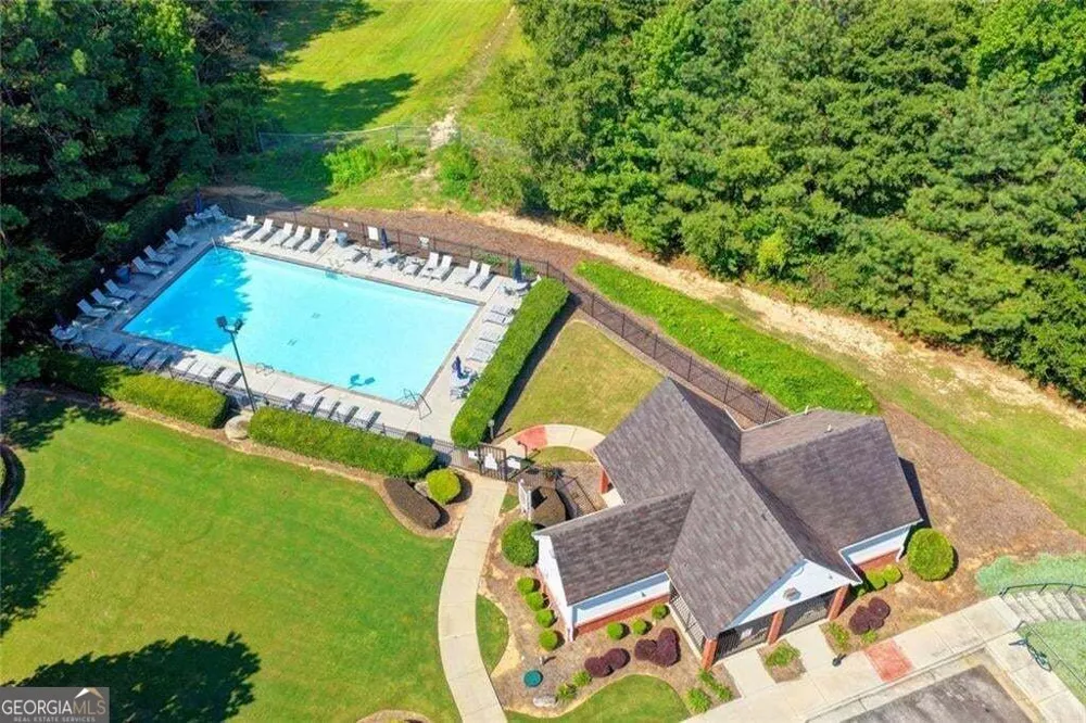 290 Lake Valley DR SW Loganville, GA 30052