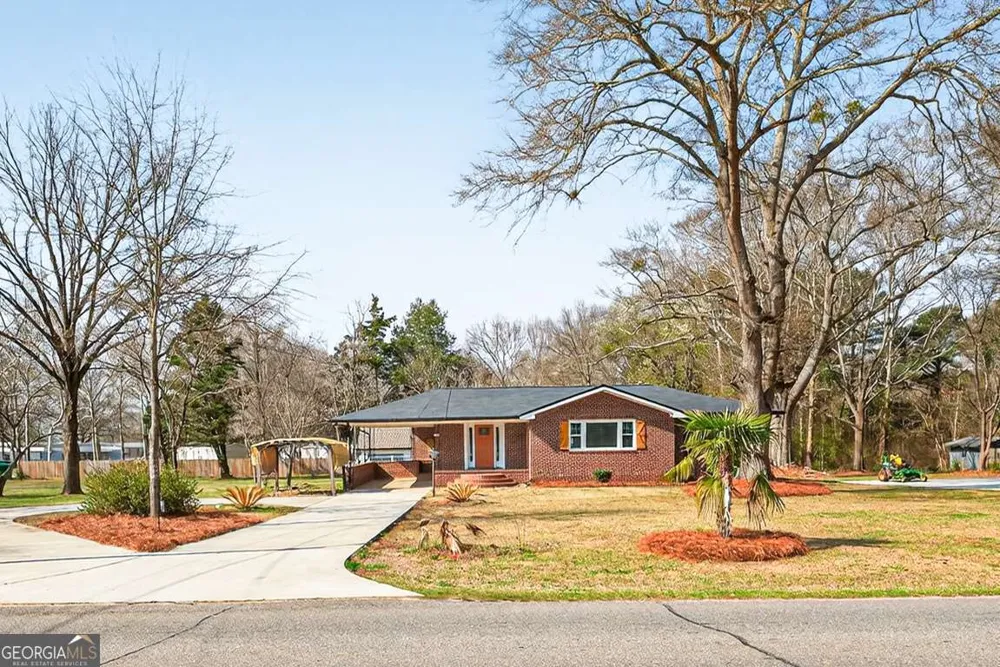 1180 Robert Hardeman RD Winterville, GA 30683
