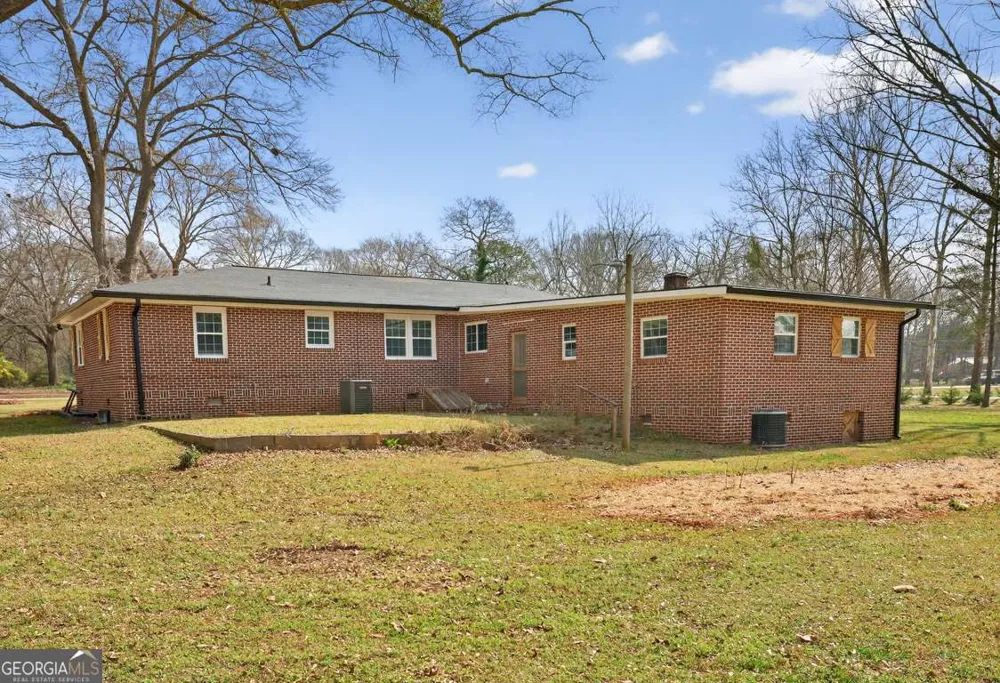 1180 Robert Hardeman RD Winterville, GA 30683
