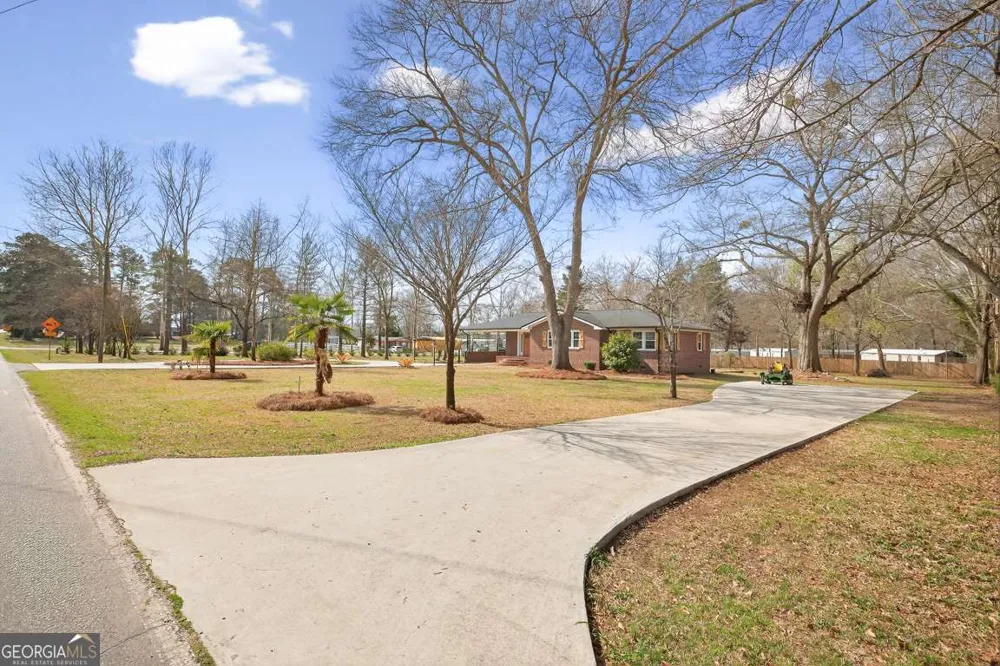 1180 Robert Hardeman RD Winterville, GA 30683