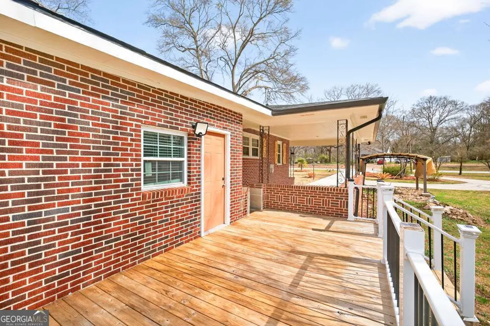 1180 Robert Hardeman RD Winterville, GA 30683