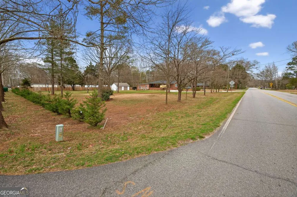 1180 Robert Hardeman RD Winterville, GA 30683