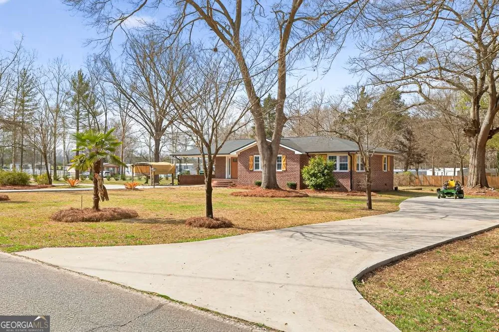 1180 Robert Hardeman RD Winterville, GA 30683