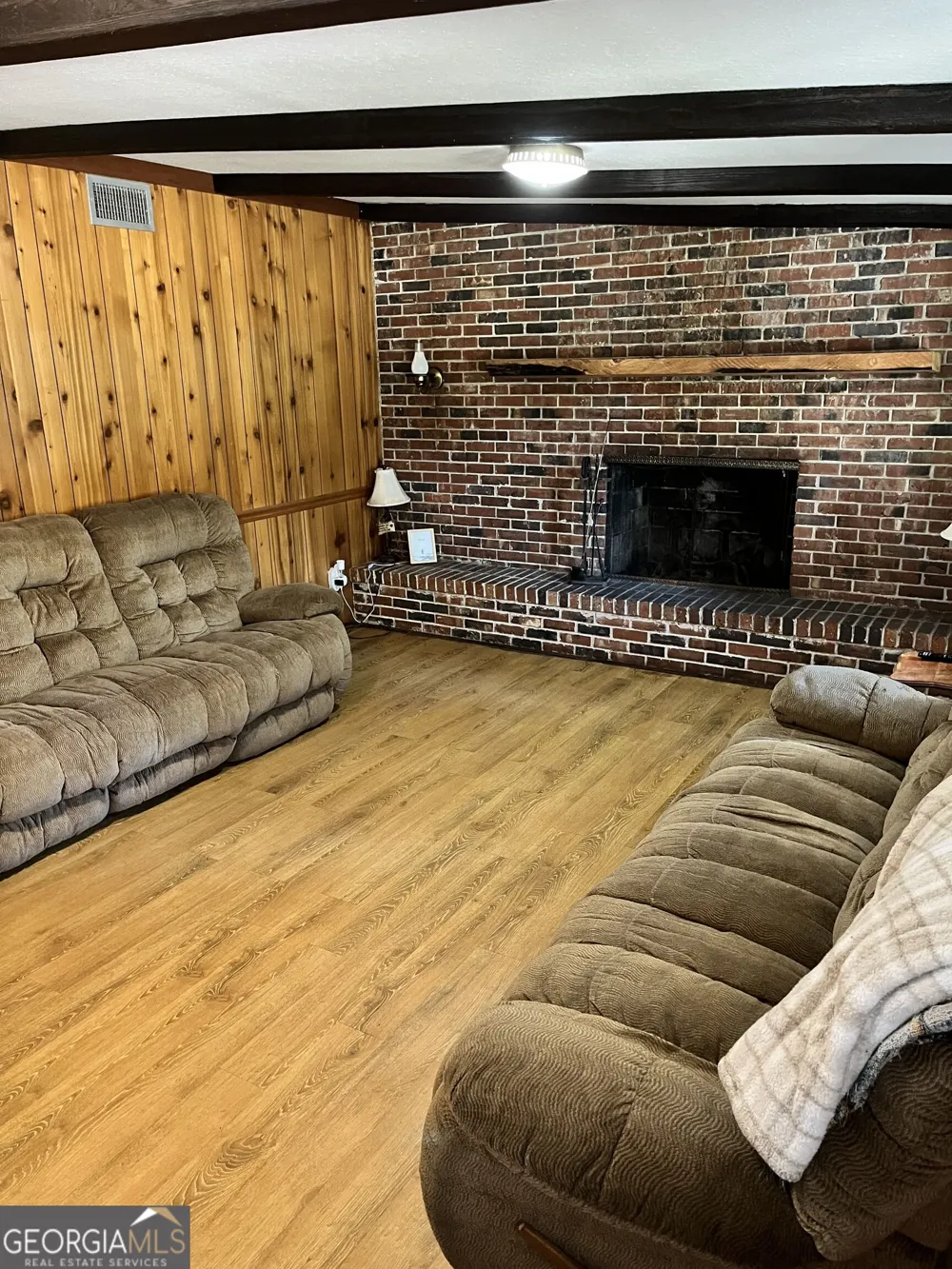 2450 Third ST Folkston, GA 31537