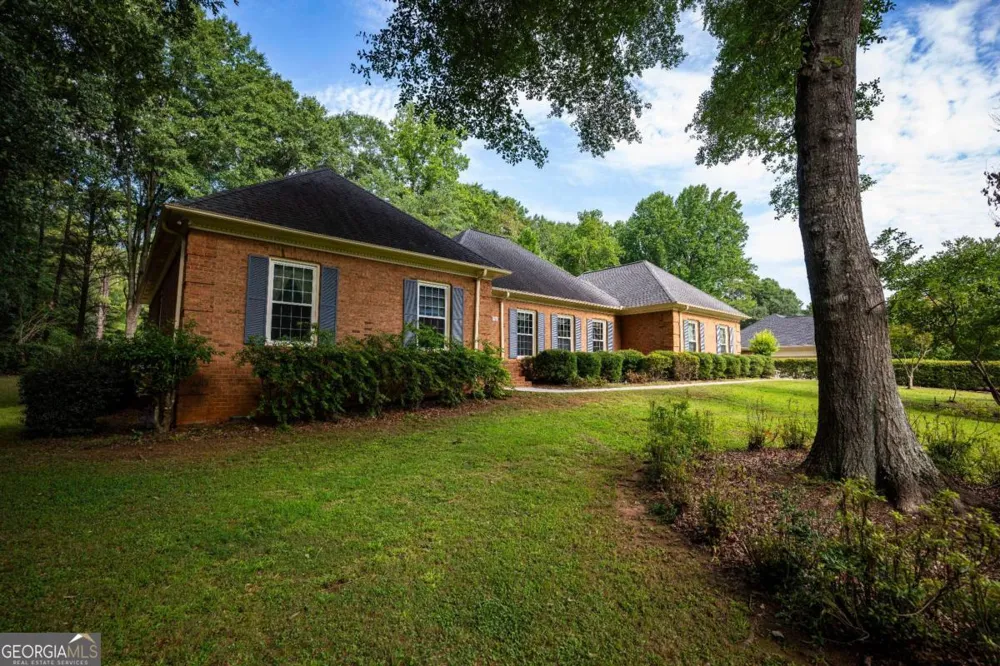 341 Chesterfield RD Bogart, GA 30622
