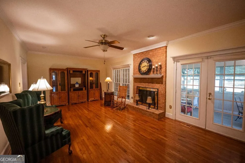 341 Chesterfield RD Bogart, GA 30622