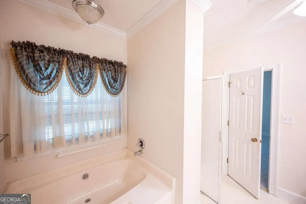 341 Chesterfield RD Bogart, GA 30622