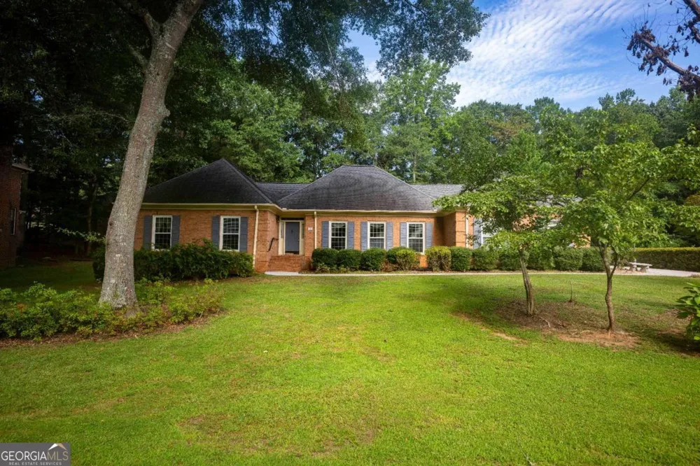 341 Chesterfield RD Bogart, GA 30622
