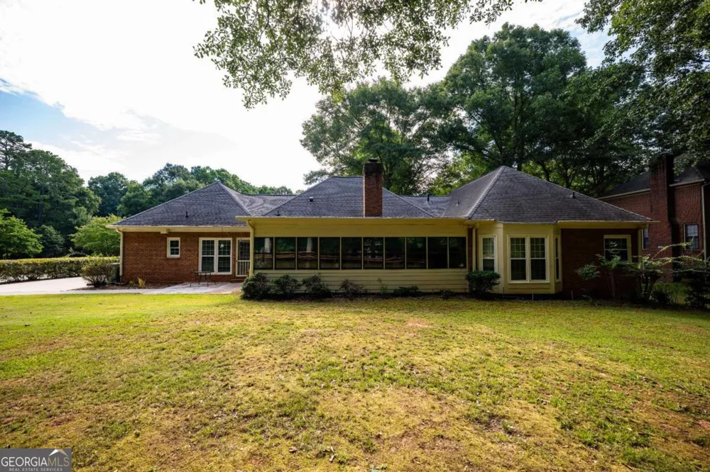341 Chesterfield RD Bogart, GA 30622