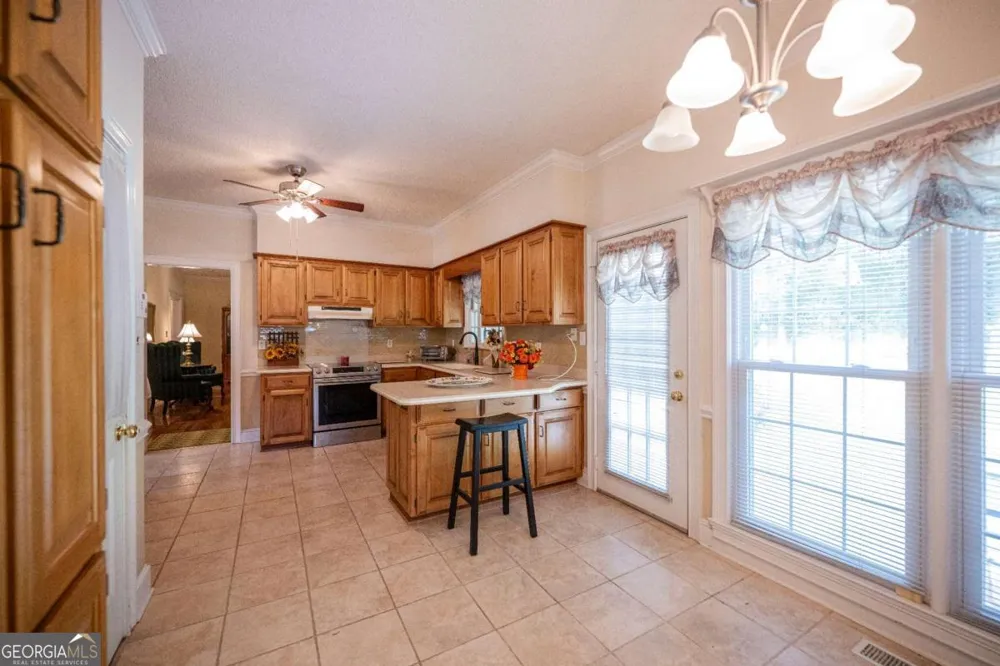 341 Chesterfield RD Bogart, GA 30622