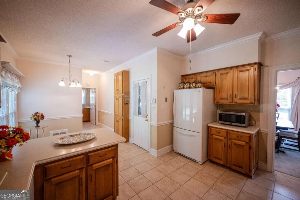 341 Chesterfield RD Bogart, GA 30622