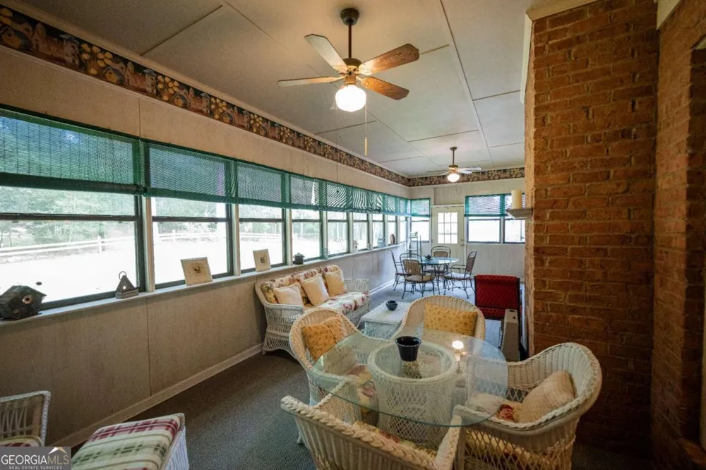 341 Chesterfield RD Bogart, GA 30622