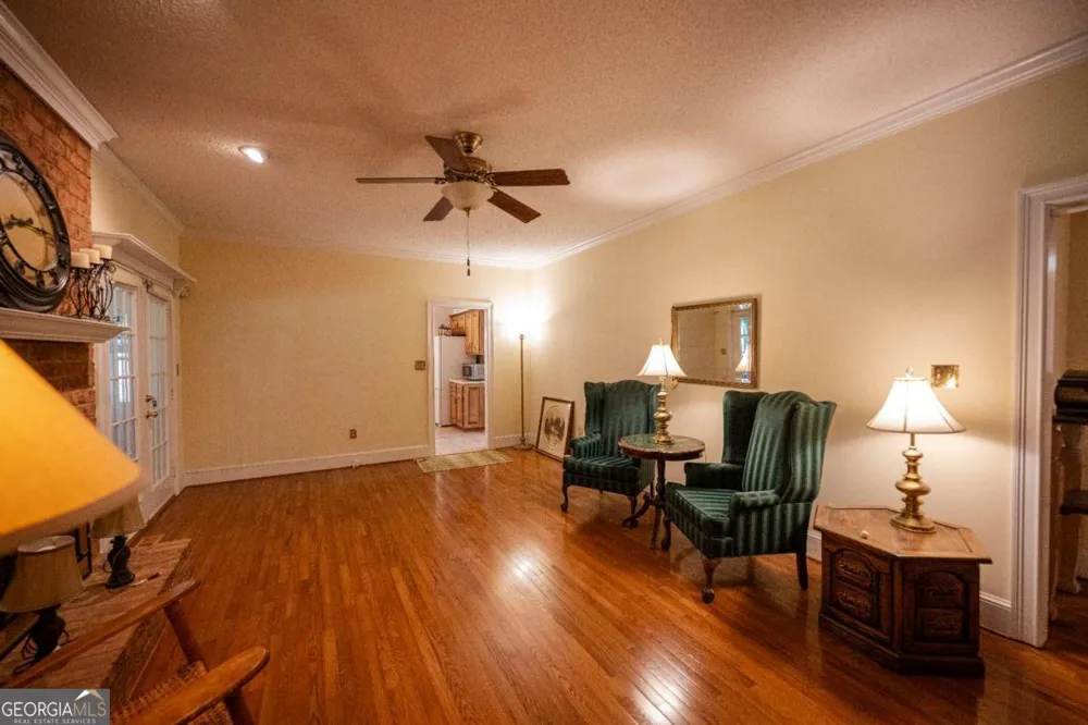 341 Chesterfield RD Bogart, GA 30622