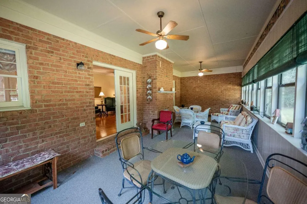 341 Chesterfield RD Bogart, GA 30622