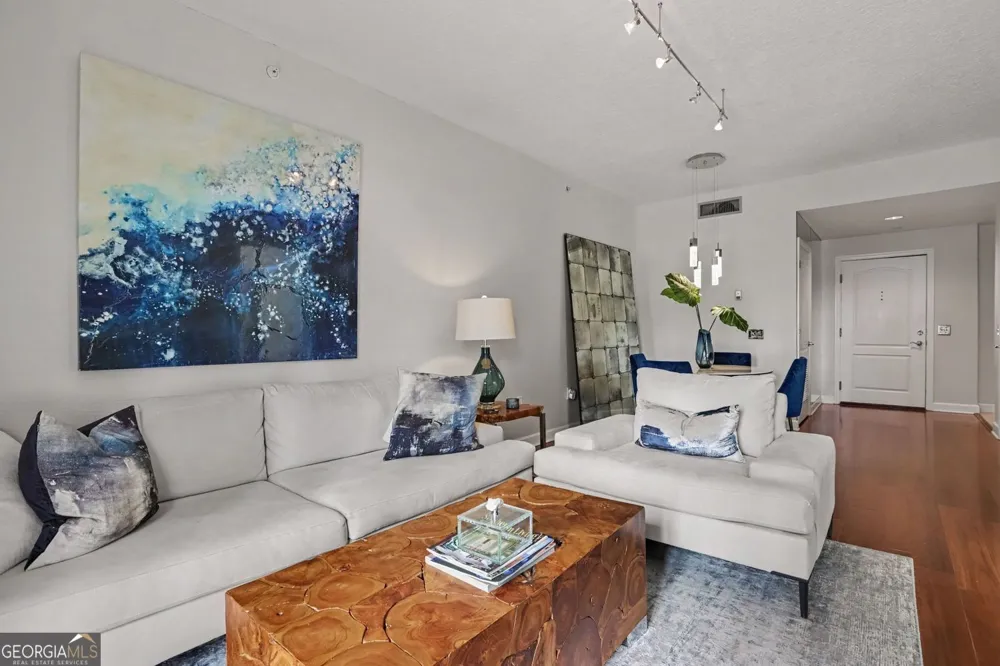 195 14th ST NE Atlanta, GA 30309