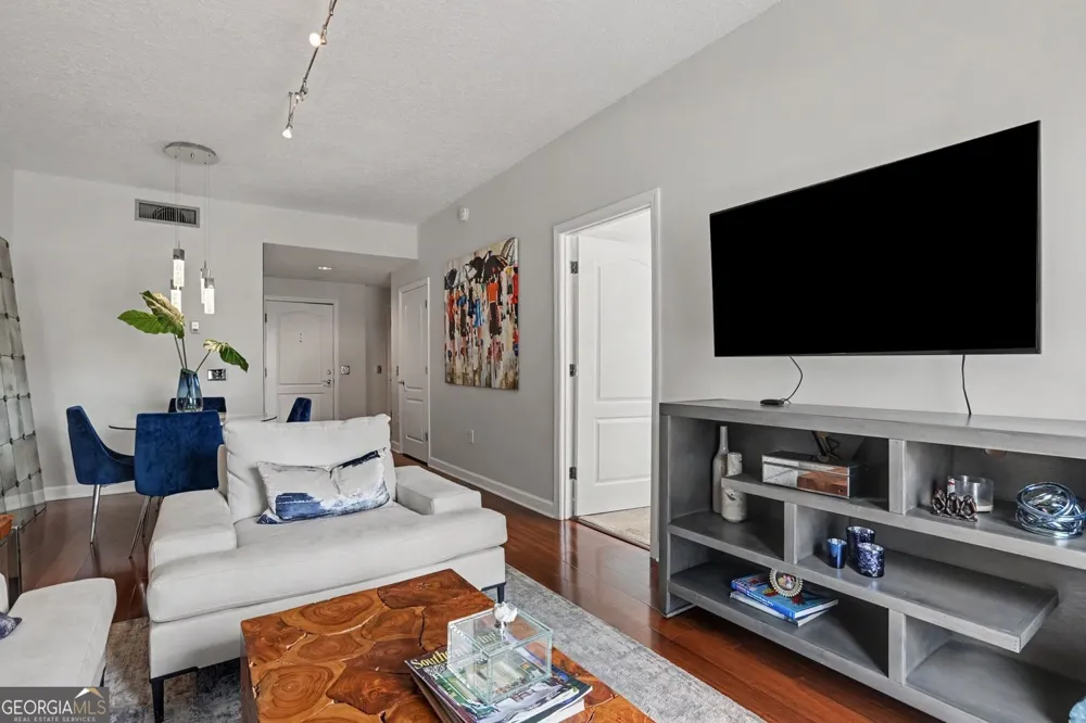 195 14th ST NE Atlanta, GA 30309