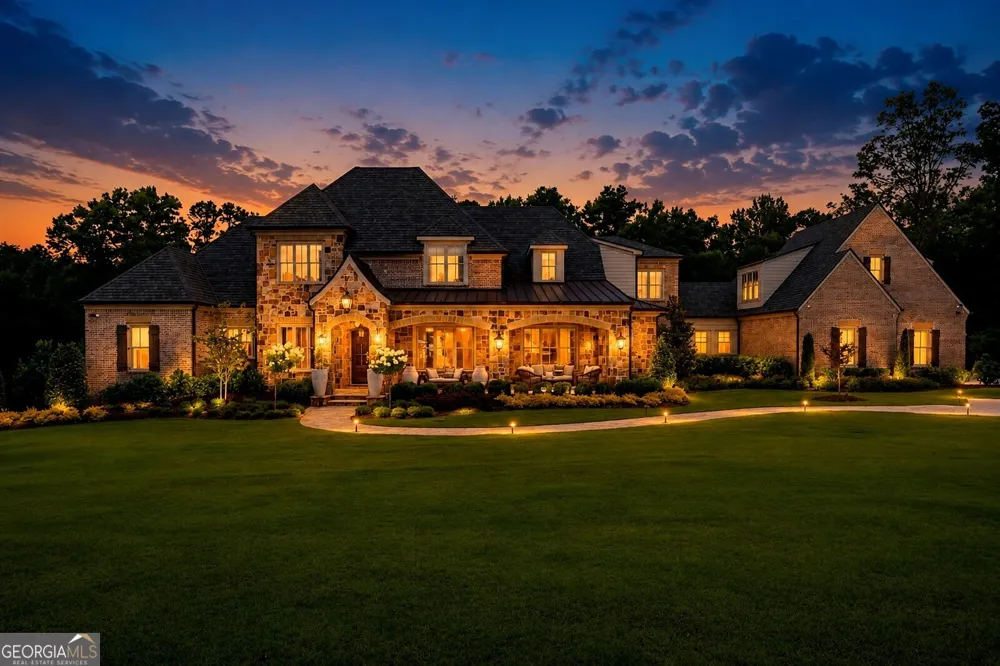 570 Lost River BND Milton, GA 30004