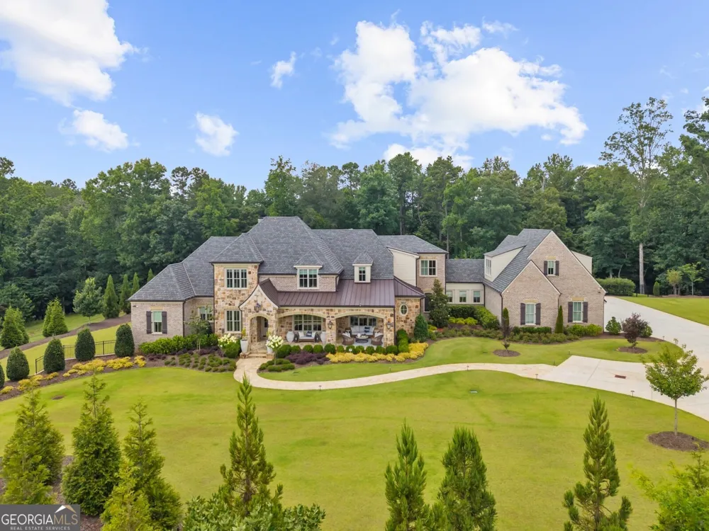 570 Lost River BND Milton, GA 30004