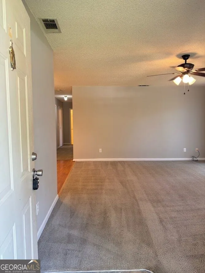 137 Royal CIR Kingsland, GA 31548