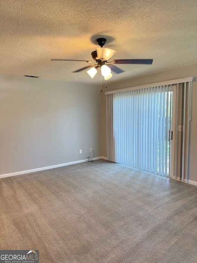 137 Royal CIR Kingsland, GA 31548