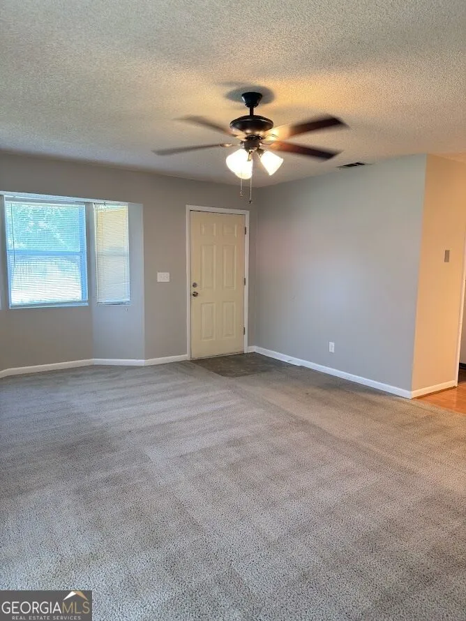 137 Royal CIR Kingsland, GA 31548
