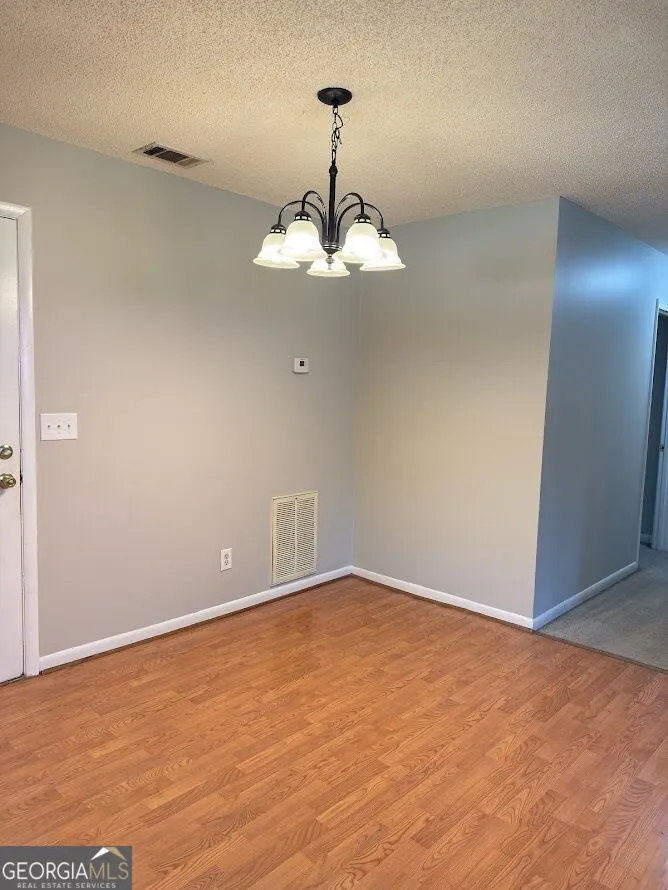 137 Royal CIR Kingsland, GA 31548