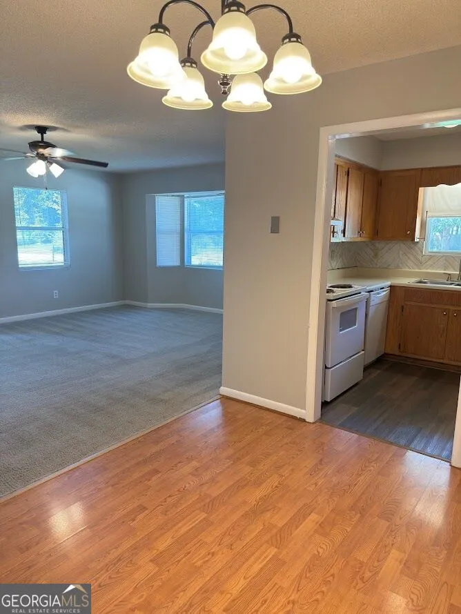 137 Royal CIR Kingsland, GA 31548