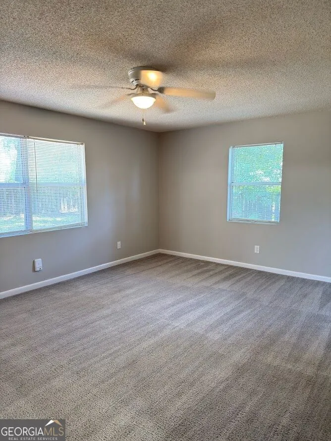 137 Royal CIR Kingsland, GA 31548
