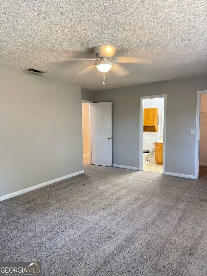 137 Royal CIR Kingsland, GA 31548