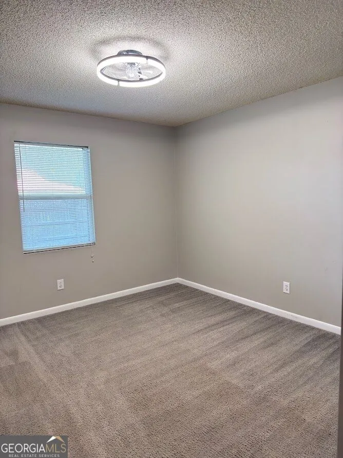 137 Royal CIR Kingsland, GA 31548