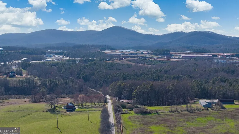 203 Rolling Meadow TRCE Jasper, GA 30143