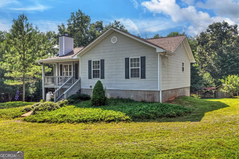 96 Creekside DR McCaysville, GA 30555