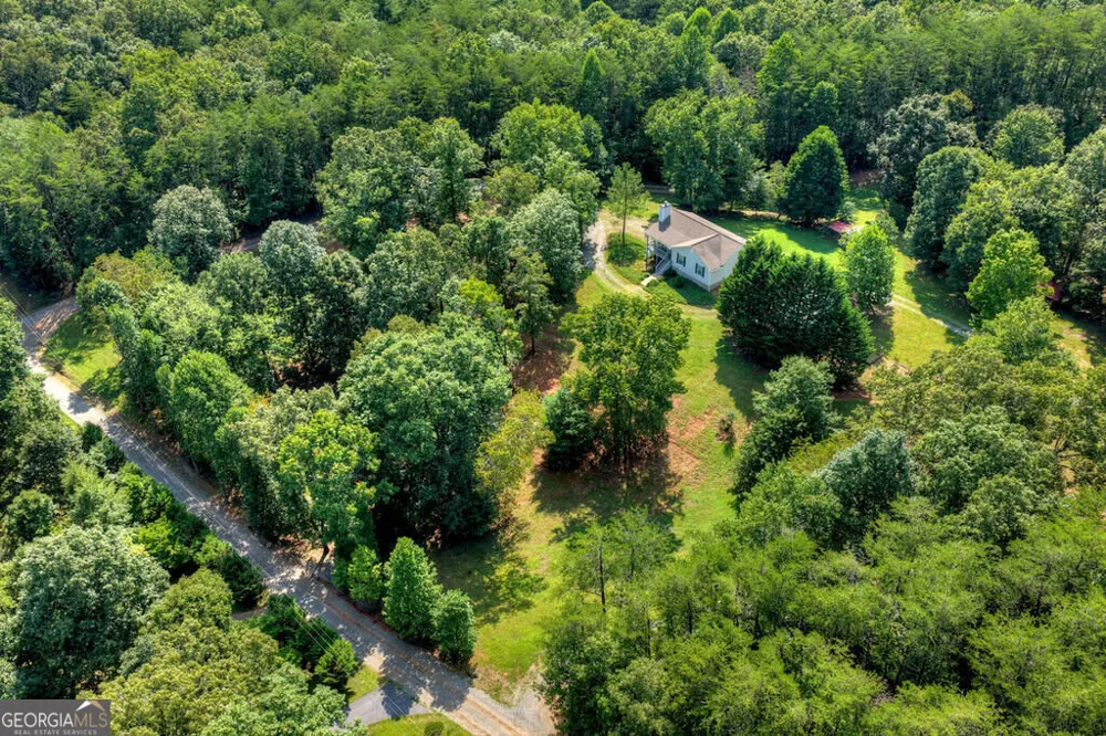 96 Creekside DR McCaysville, GA 30555