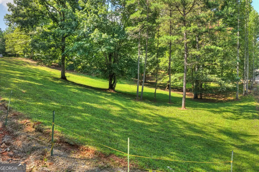 96 Creekside DR McCaysville, GA 30555