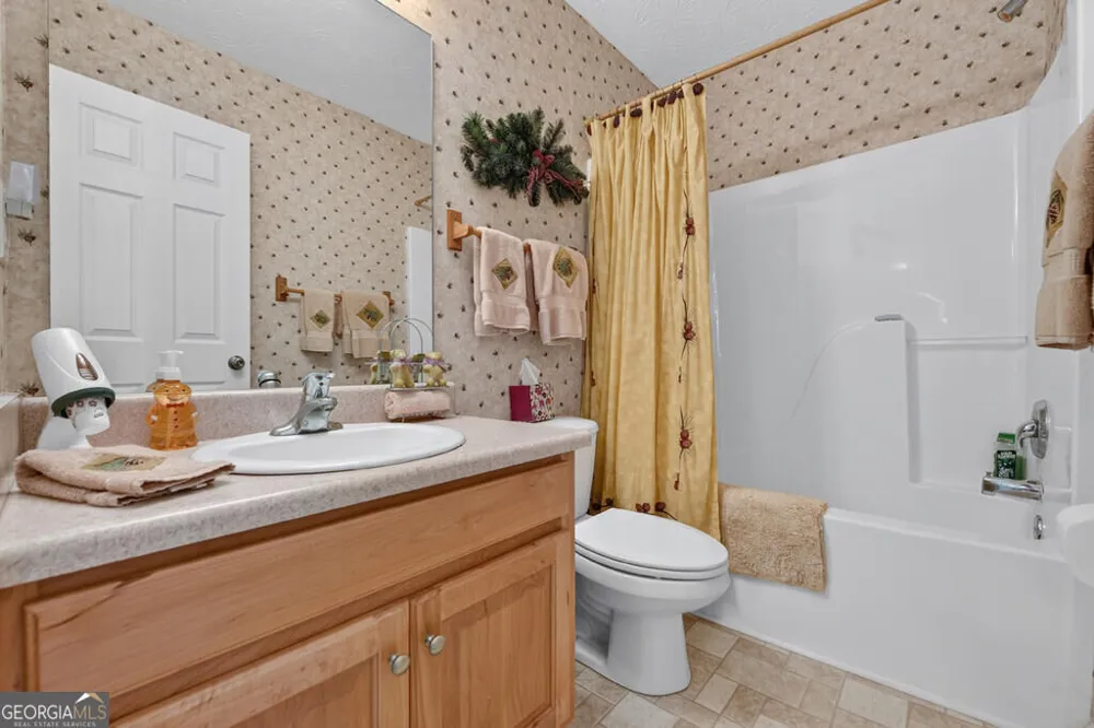 96 Creekside DR McCaysville, GA 30555