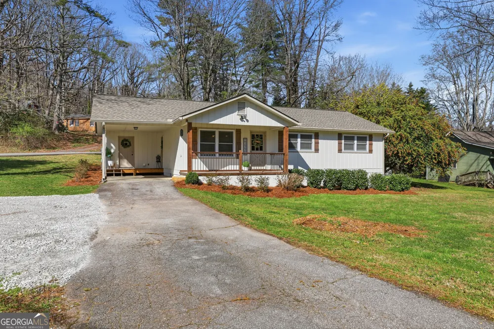 232 Stekoa Falls RD Clayton, GA 30525