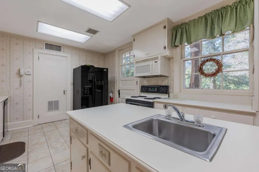 70 Golf Course LN Trion, GA 30753