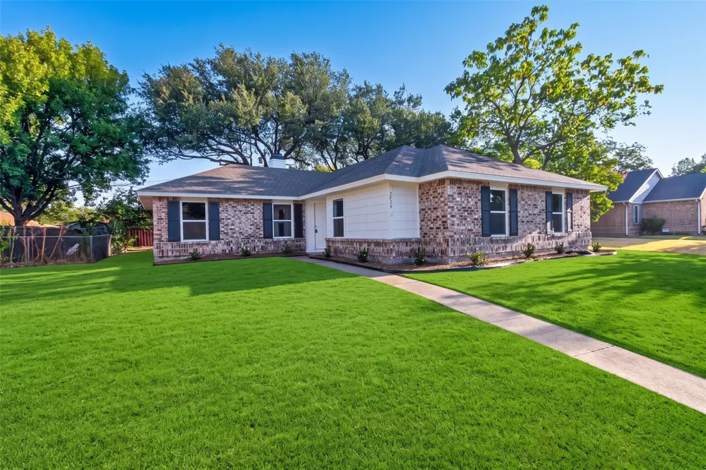 2729 Todville Place Dallas, TX 75228
