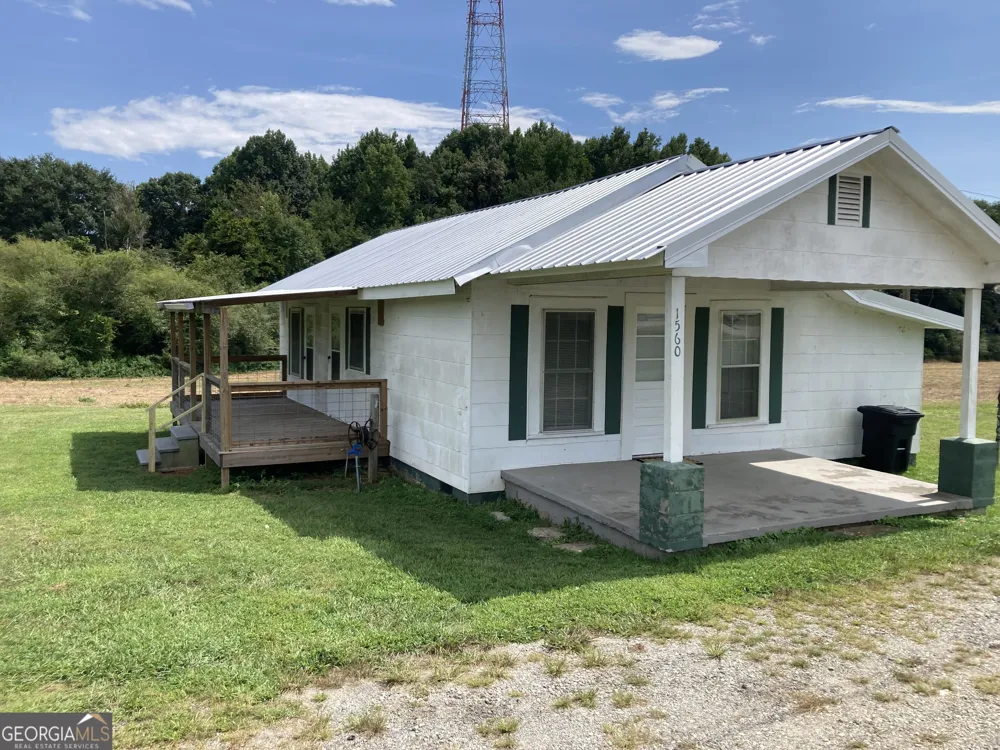 1560 Cleveland HWY Murrayville, GA 30564