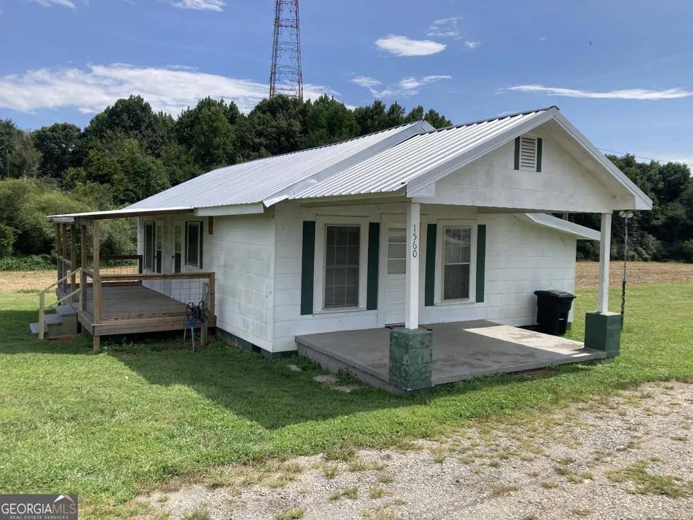 1560 Cleveland HWY Murrayville, GA 30564
