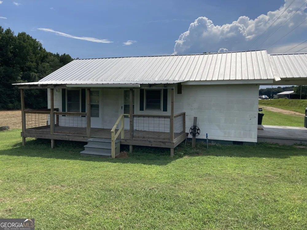 1560 Cleveland HWY Murrayville, GA 30564